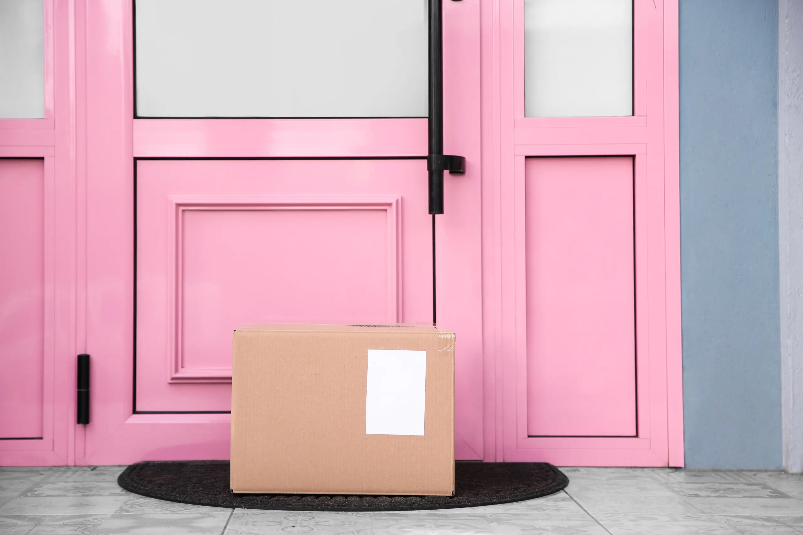 box_pink_door