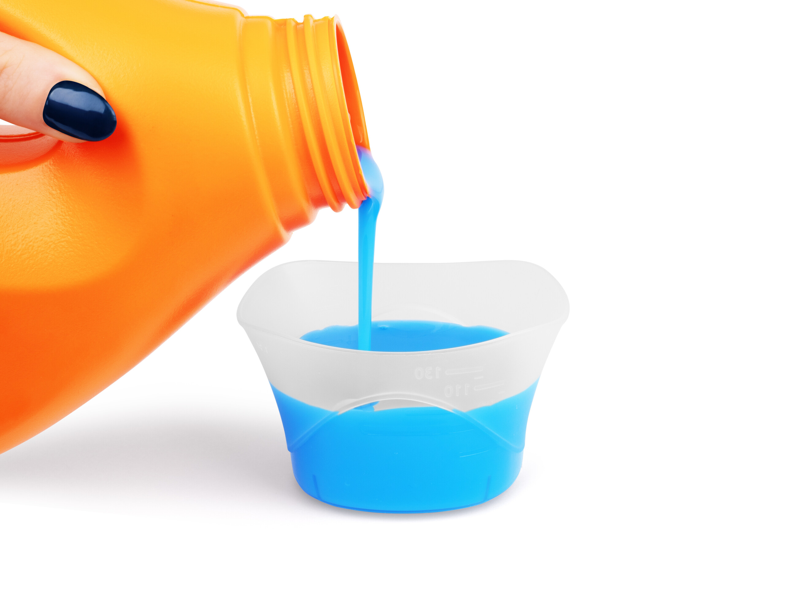 laundry_pouring_orange_blue_white_background